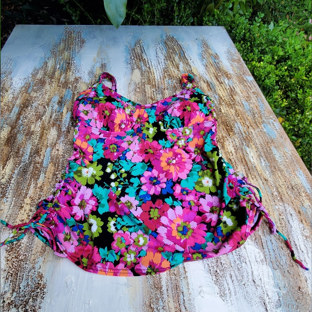 Azules Bright Floral One-Piece Swimsuit Tankini Top in Pink, Turquoise, Green